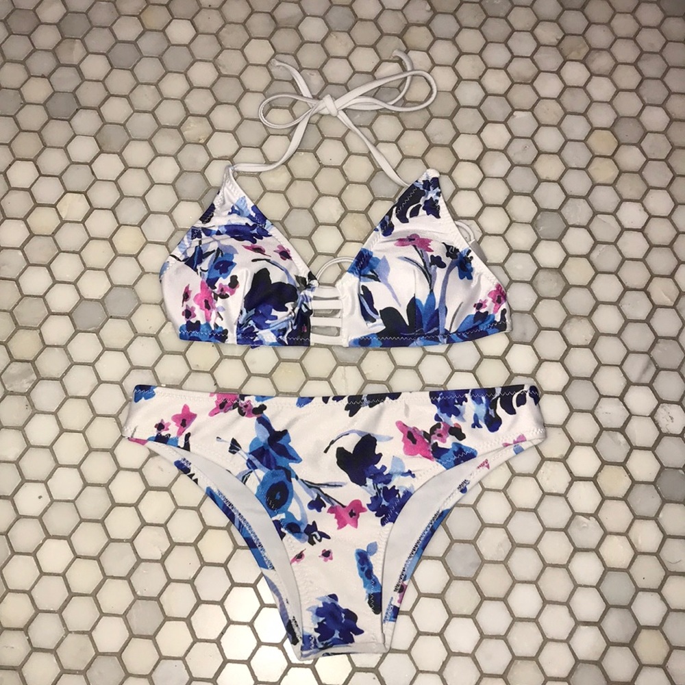 Floral bikini set! WOMENS S/M